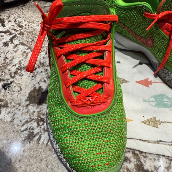 Lebron 20 Stocking Stuffers Men's 9 - Picture 5 of 16